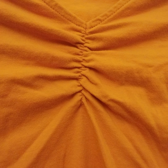 H&M Ruched Long Sleeve - Picture 2 of 3